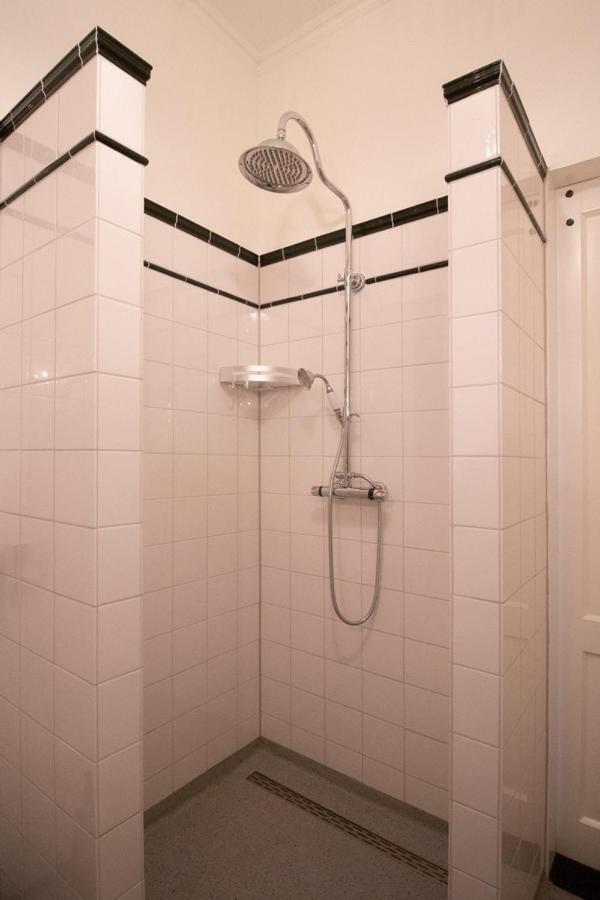 Hotellerie Het Wapen Van Athlone 德斯泰赫 外观 照片